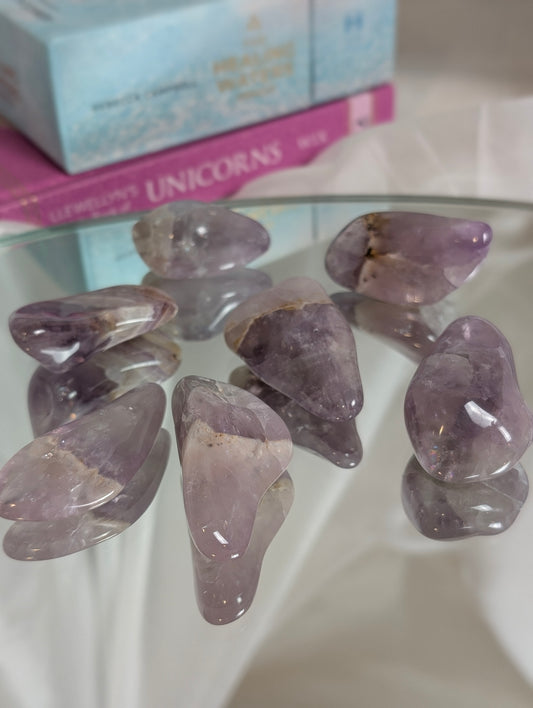 Tumbled Amethyst Palm Stone